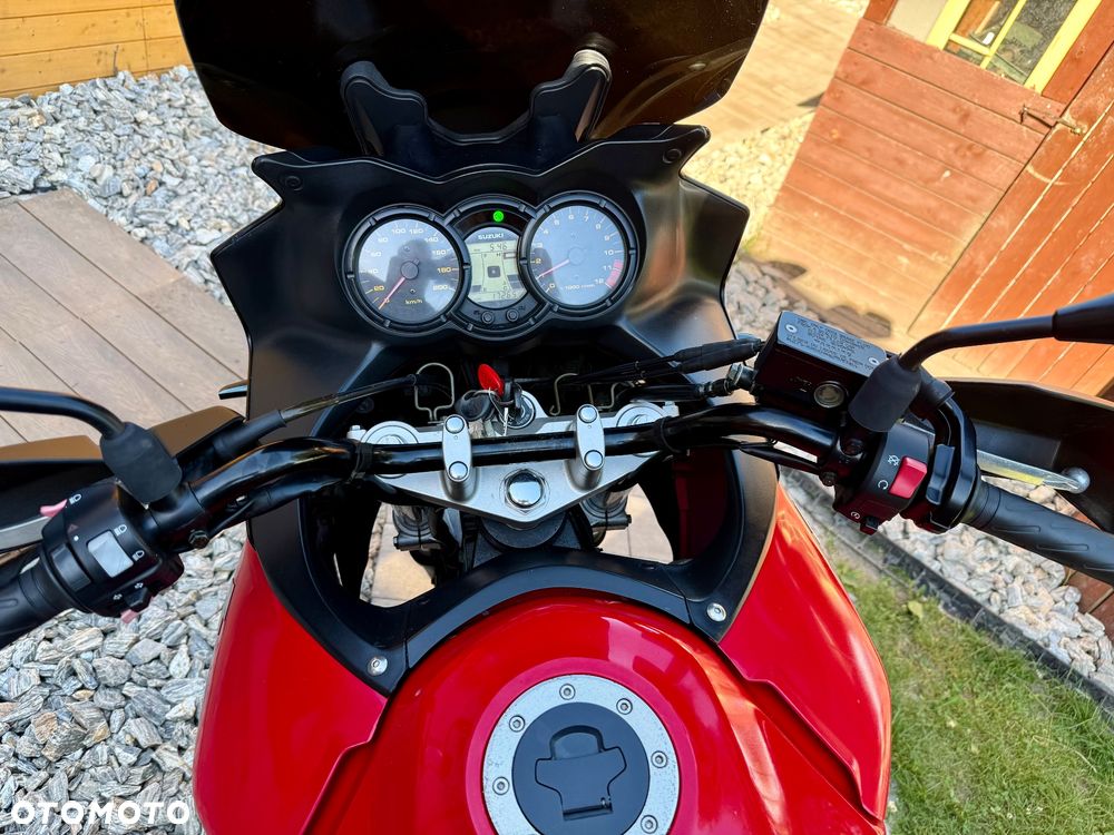Suzuki V-STROM - 13