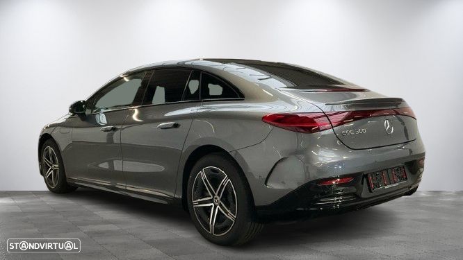 Mercedes-Benz EQE 300 AMG Line - 4