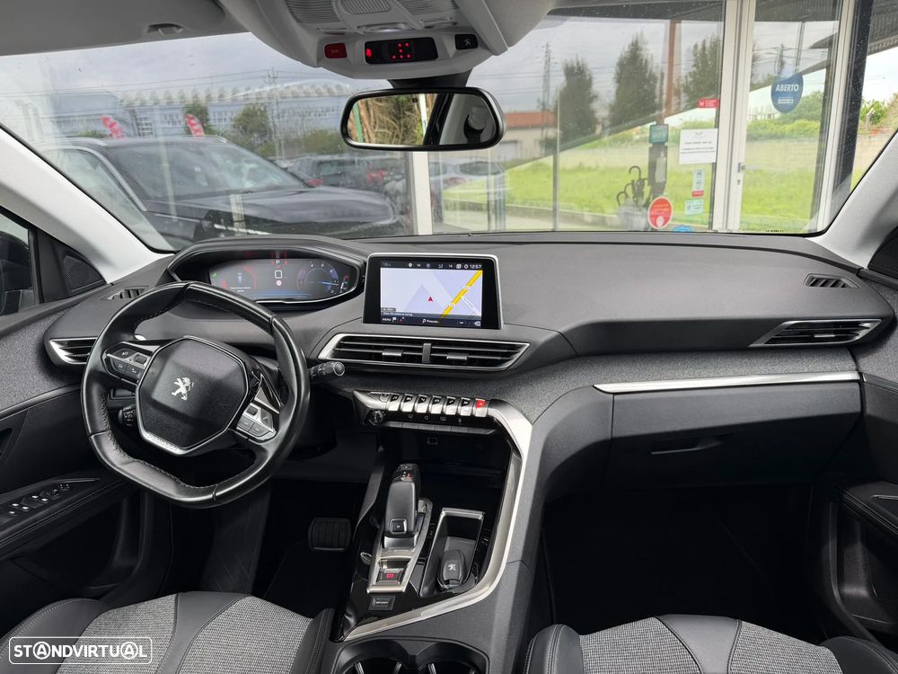 Peugeot 5008 1.5 BlueHDi Allure EAT8 - 2