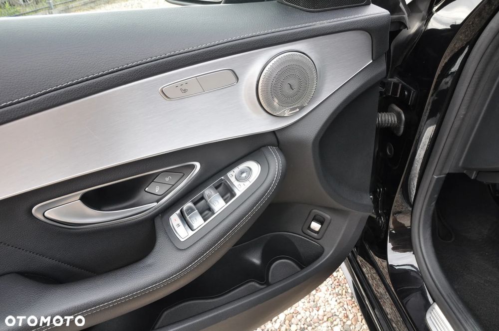 Mercedes-Benz Klasa C 200 4-Matic 9G-TRONIC - 15