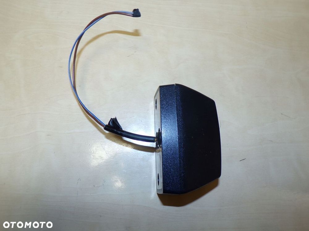 VW T5 T6 04- Lampka Podświetlenie Tablicy Rejestracyjnej Nowa Oryginał 1szt - 3