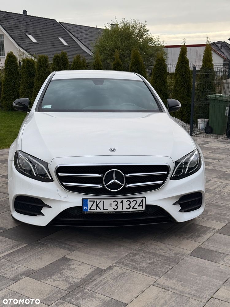Mercedes-Benz Klasa E 220 d 4-Matic 9G-TRONIC - 2