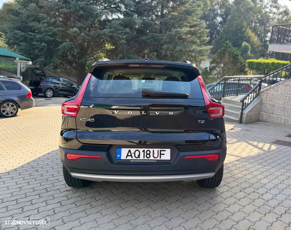 Volvo XC 40 1.5 T2 Momentum - 6