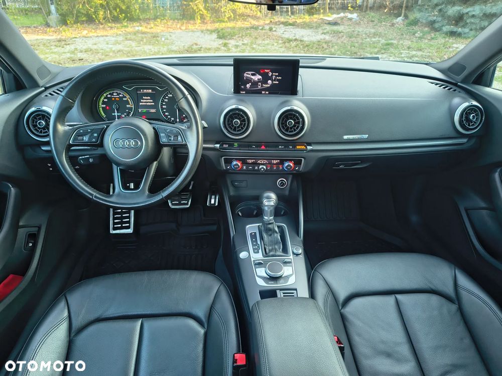 Audi A3 Sportback 1.4 TFSI e-tron design - 13