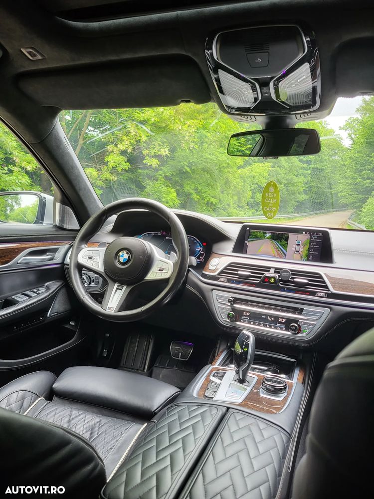 BMW Seria 7 - 12