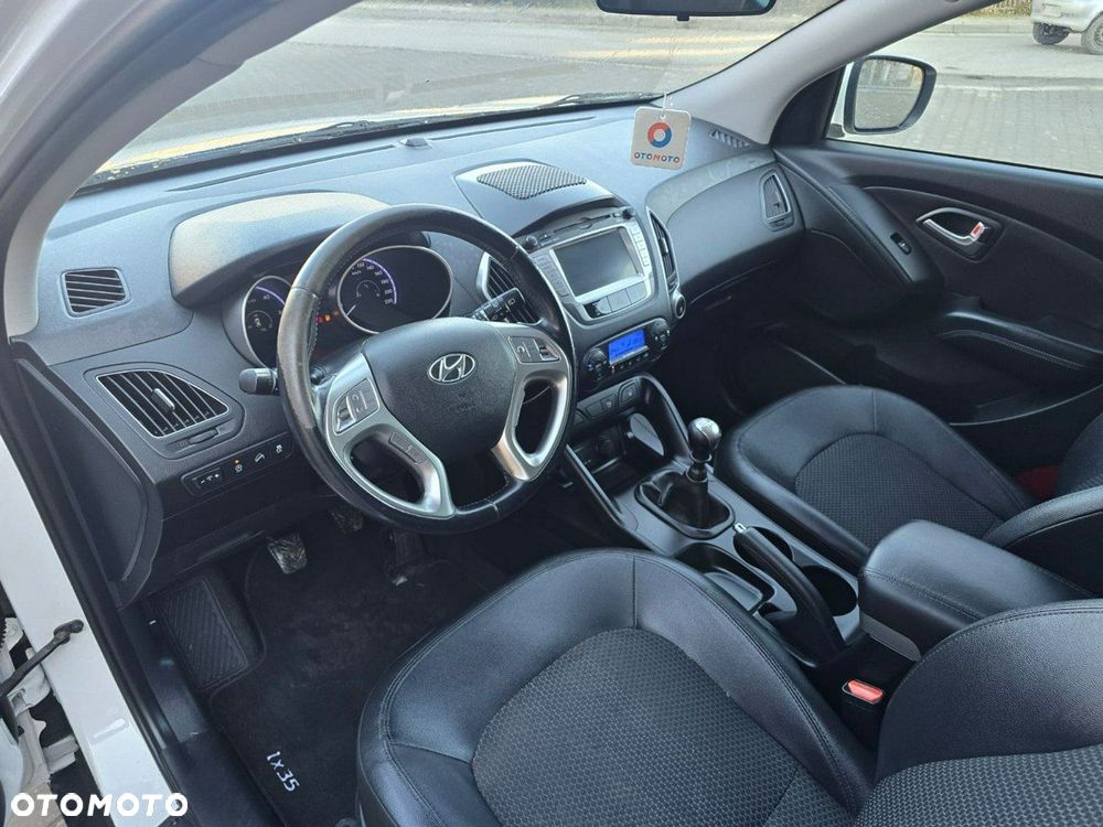 Hyundai ix35 - 26
