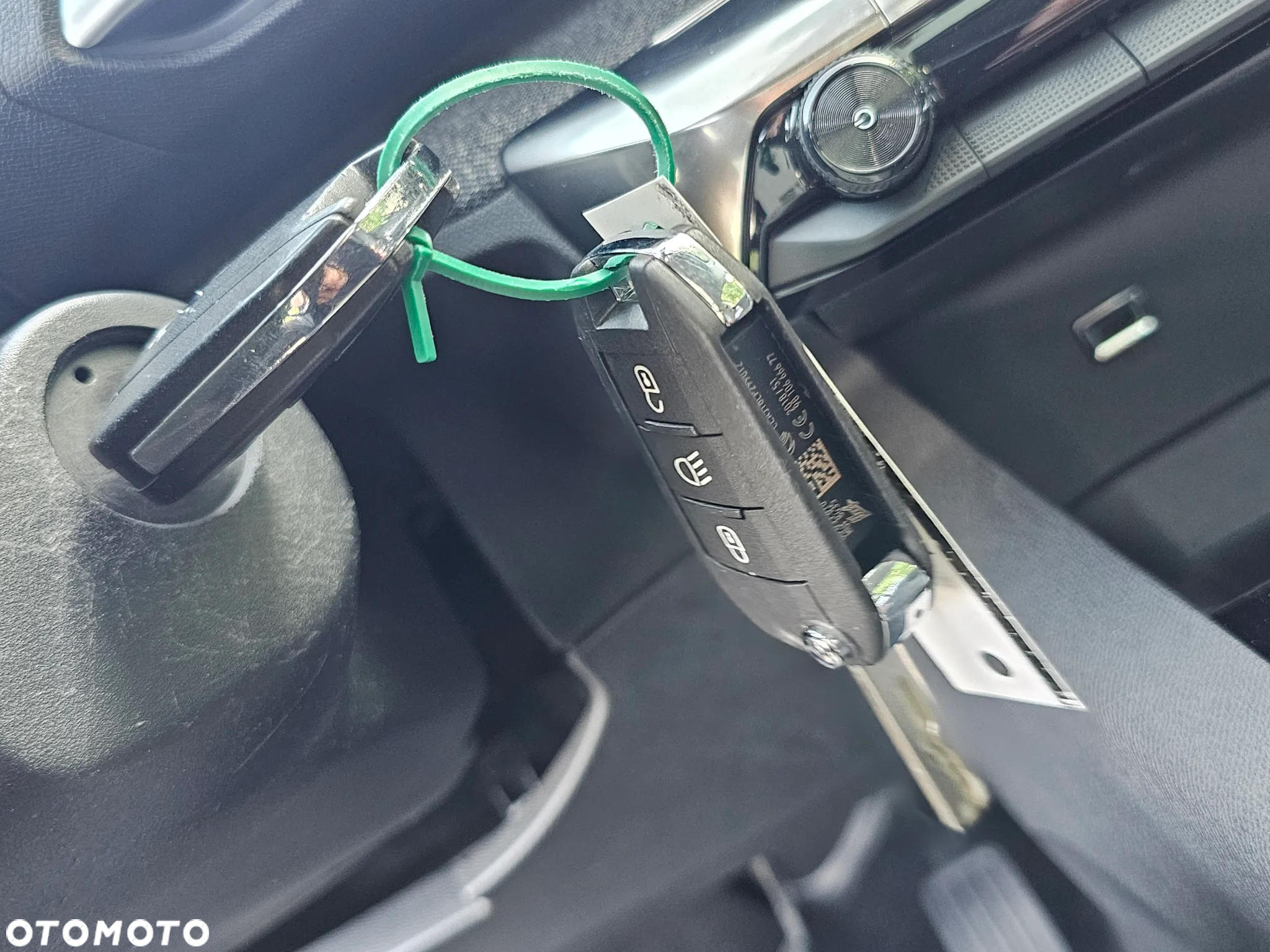 Peugeot 3008 PureTech 130 Stop & Start GPF Allure - 21