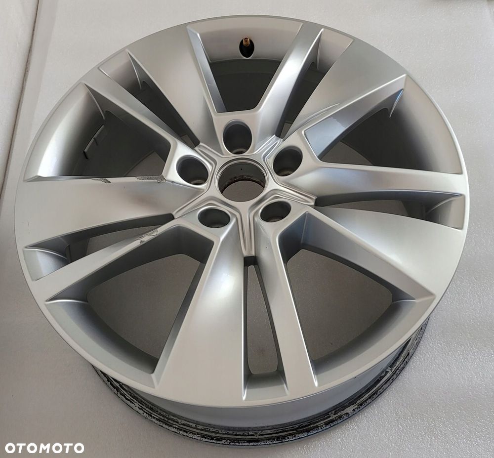 FELGA SKODA KODIAQ KAROQ 565 7x18 18 ET43 5X112 - 7