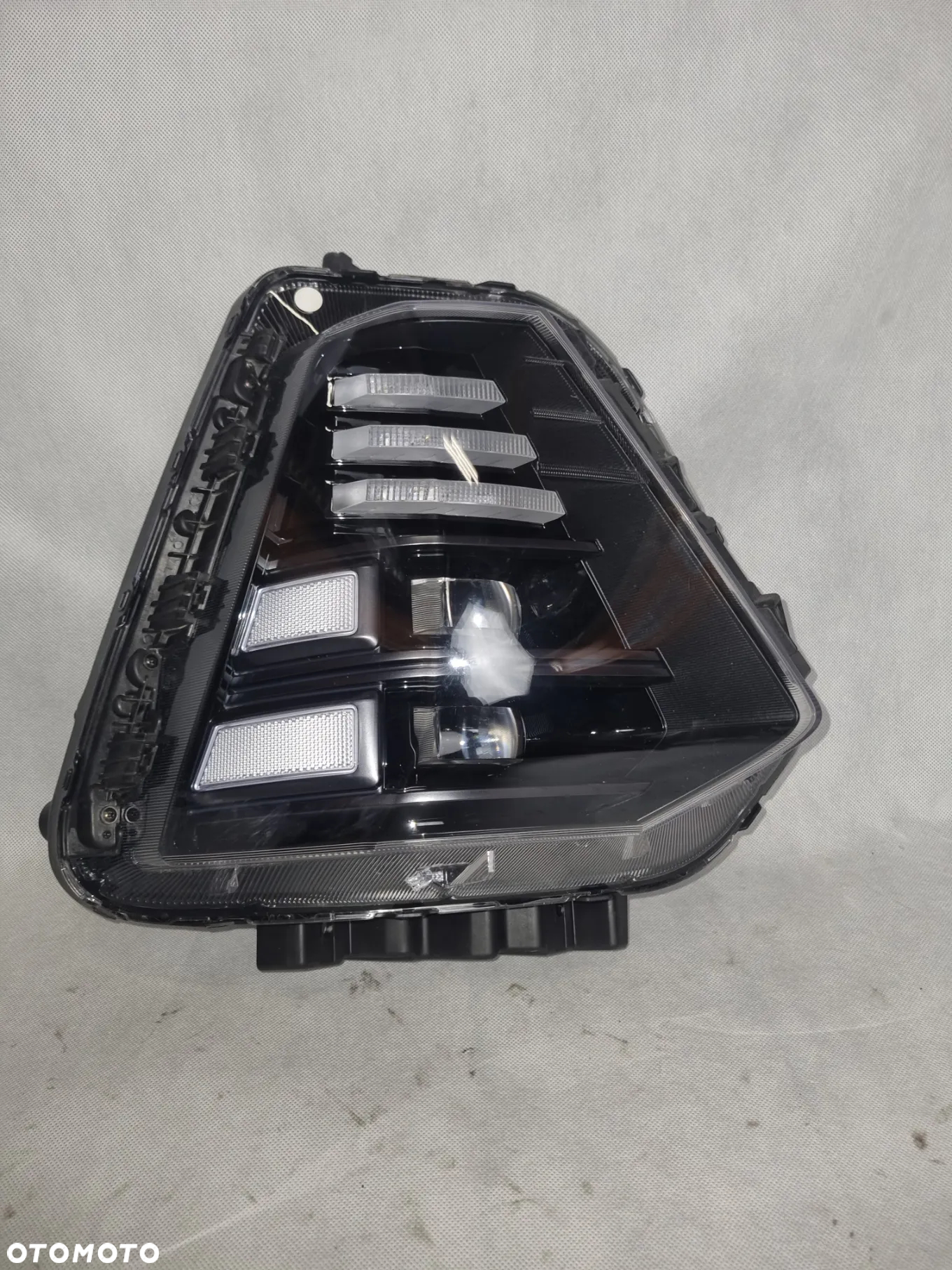 HYUNDAI KONA II   - LAMPA LAMPY PRZEDNIE PRZÓD - 9