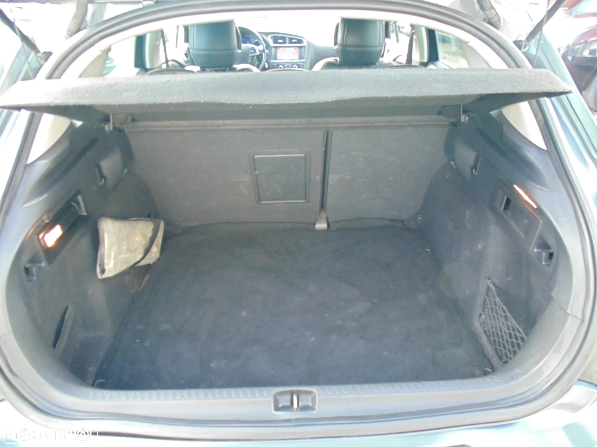 Citroën C4 1.6 e-HDi Exclusive CMP6 - 11