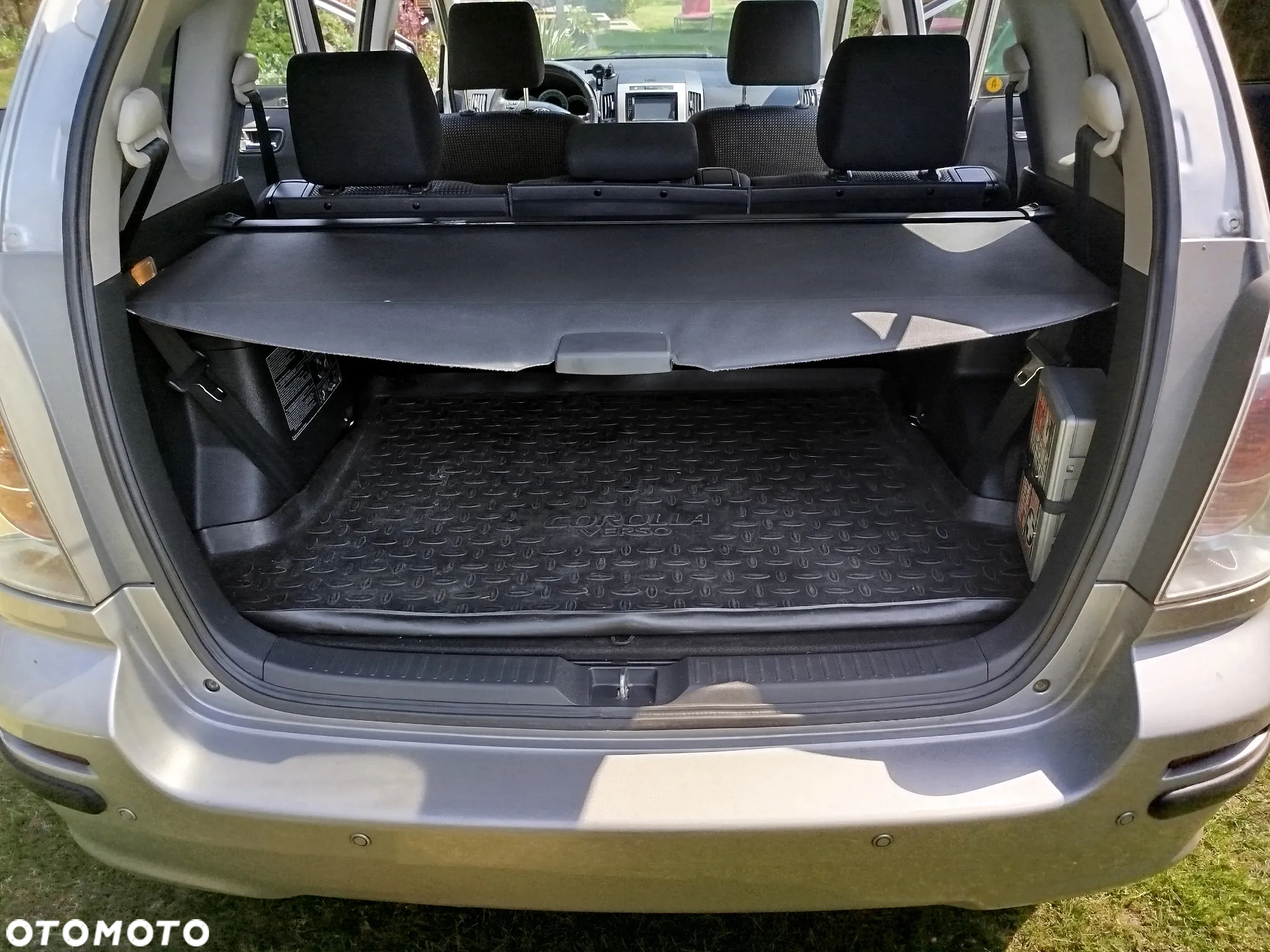 Toyota Corolla Verso 2.2 D-4D X 7os - 19