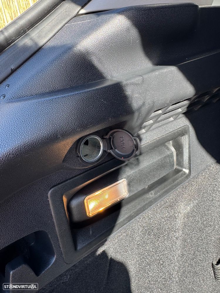 Citroën C4 2.0 HDi Exclusive J17 - 29