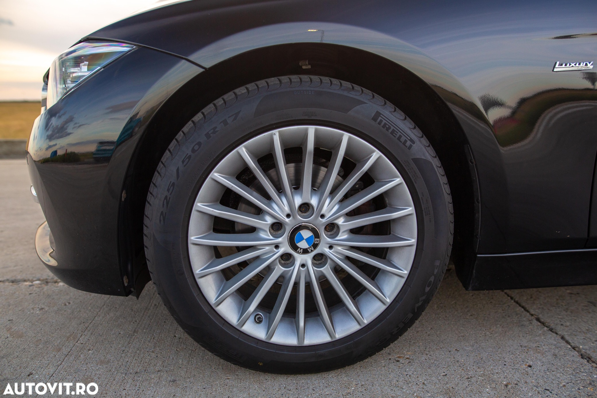 BMW Seria 3 318d Touring Aut. Luxury Line - 10