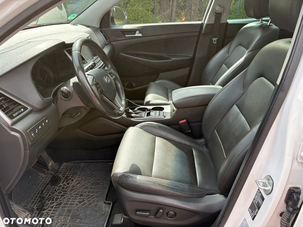 Hyundai Tucson - 10