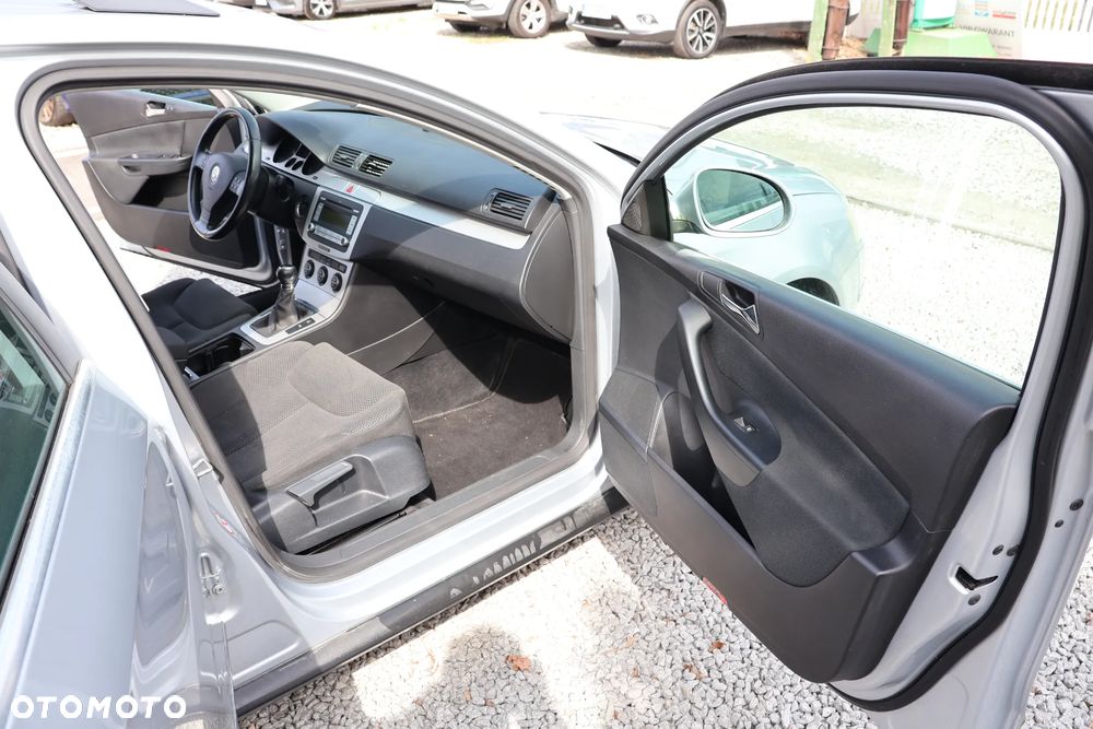 Volkswagen Passat Variant - 12