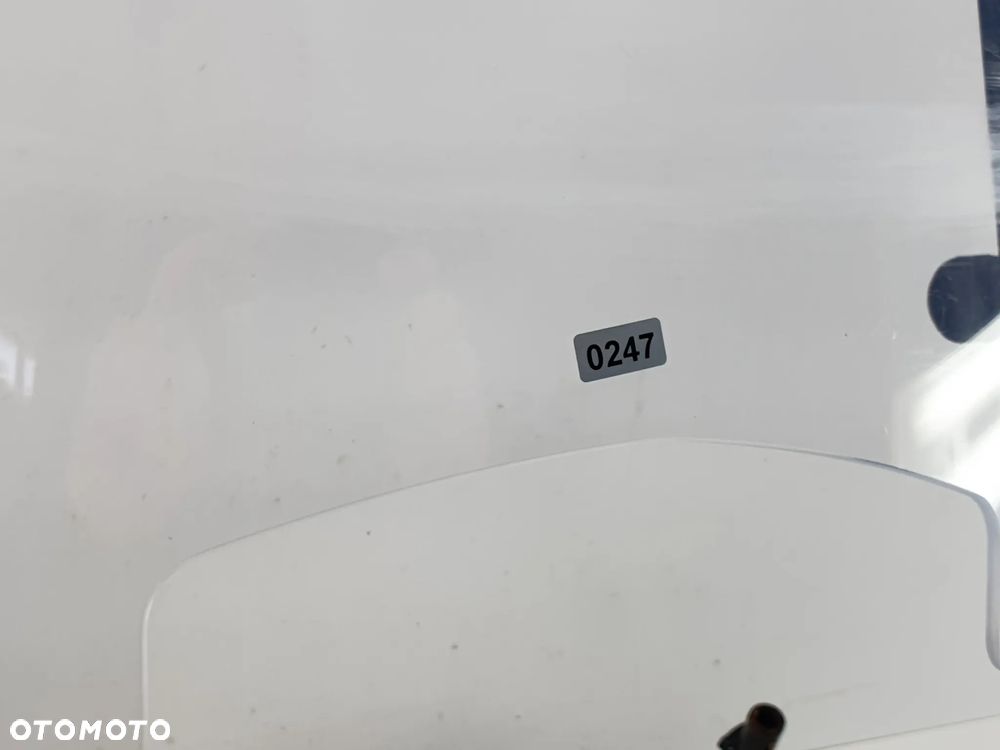 SZYBA OWIEWKA DEFLEKTOR PEUGEOT E-VIVACITY - 2