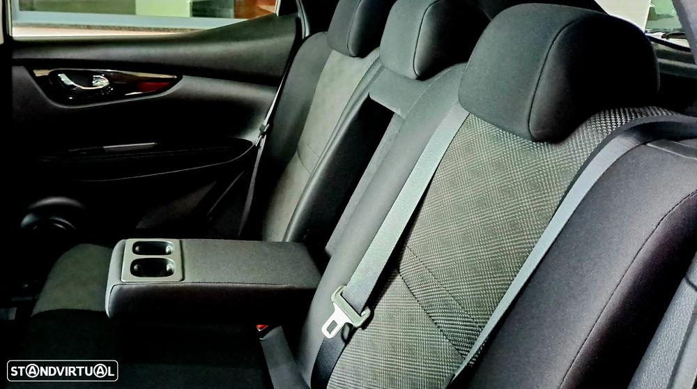 Nissan Qashqai 1.5 dCi N-Connecta 18 PS - 27