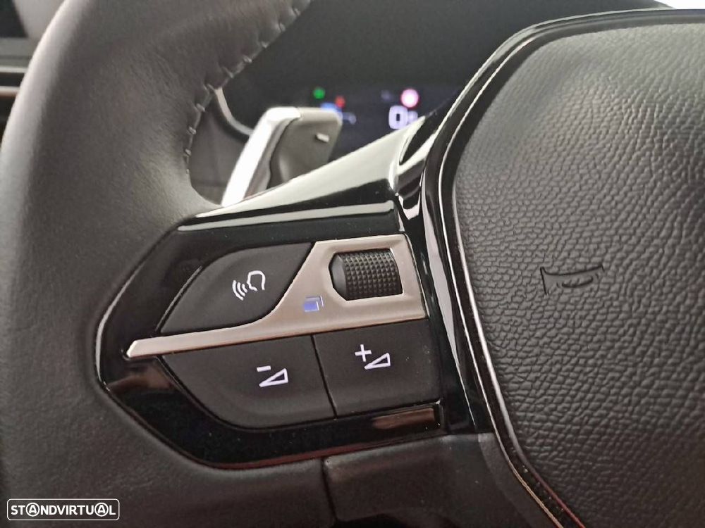 Peugeot 208 1.2 PureTech Allure EAT8 - 16