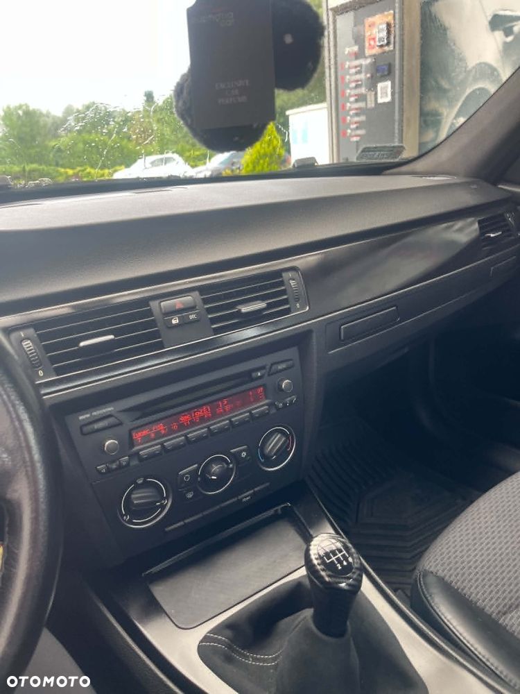BMW Seria 3 - 10