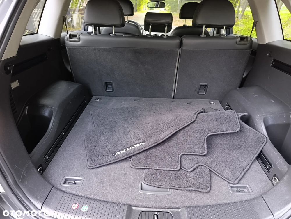 Opel Antara 3.2 V6 4x4 Cosmo - 11