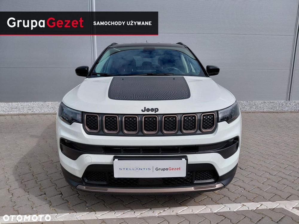 Jeep Compass - 2