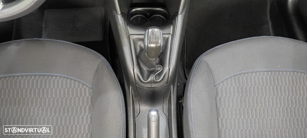 Peugeot 208 1.2 PureTech Style - 32