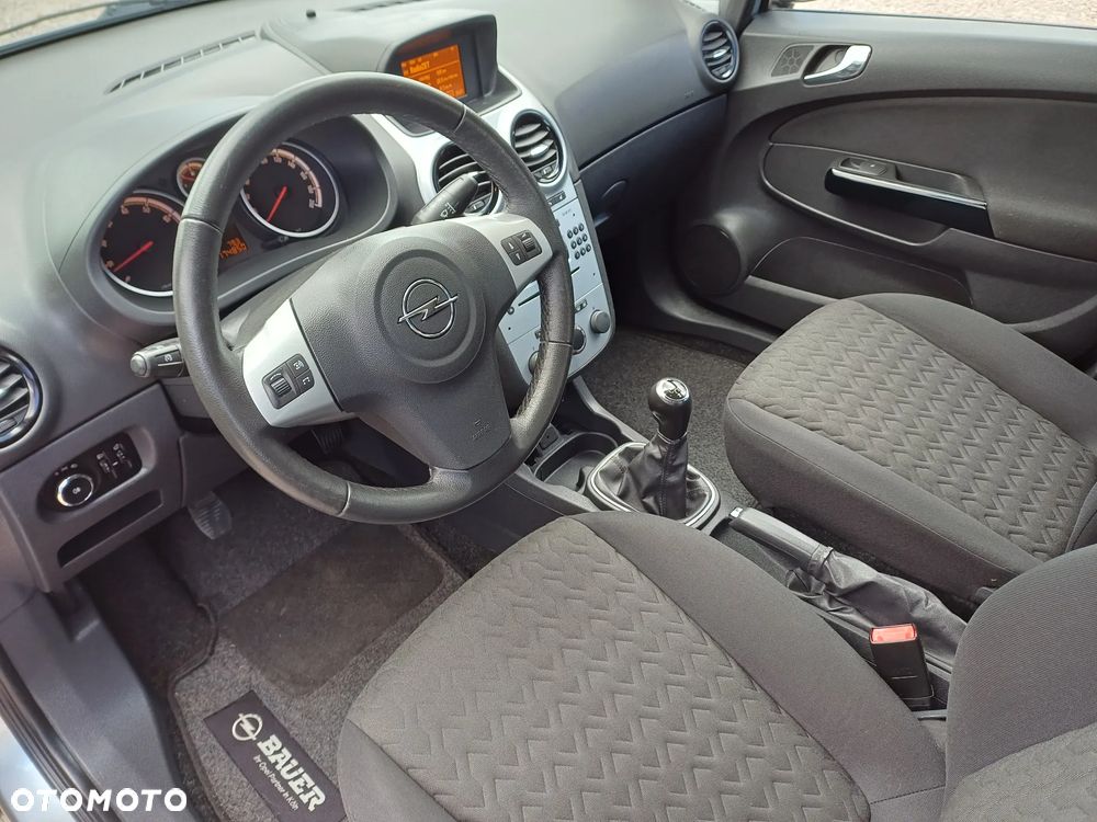 Opel Corsa 1.4 16V Active - 7