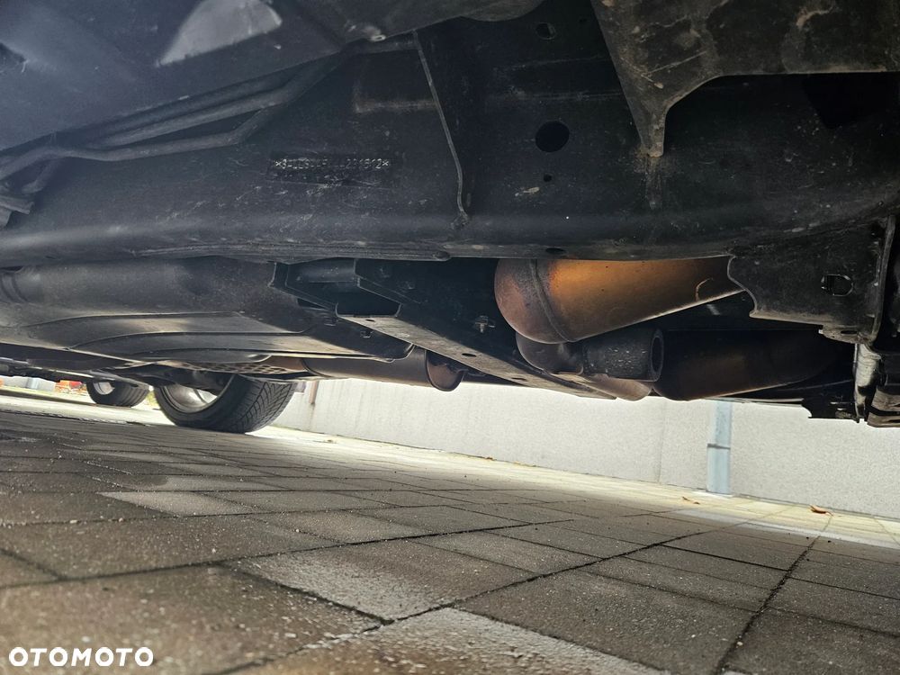 Land Rover Range Rover Sport - 38