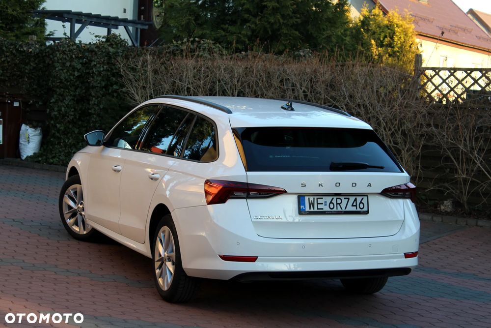 Skoda Octavia 2.0 TDI Selection - 5