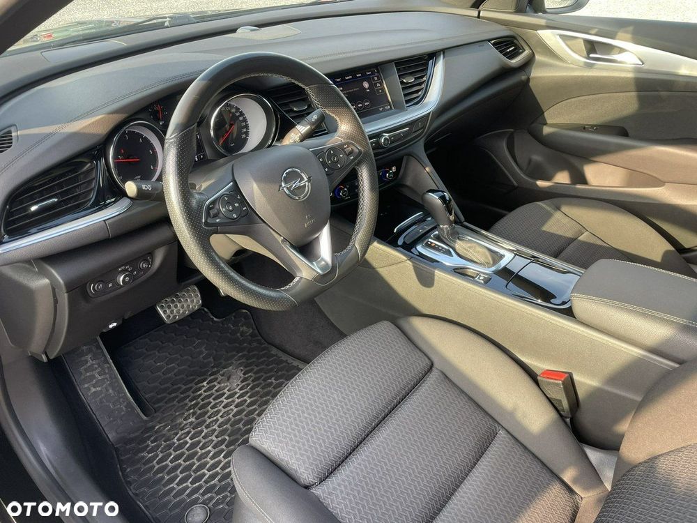 Opel Insignia 2.0 CDTI Business Elegance S&S - 10