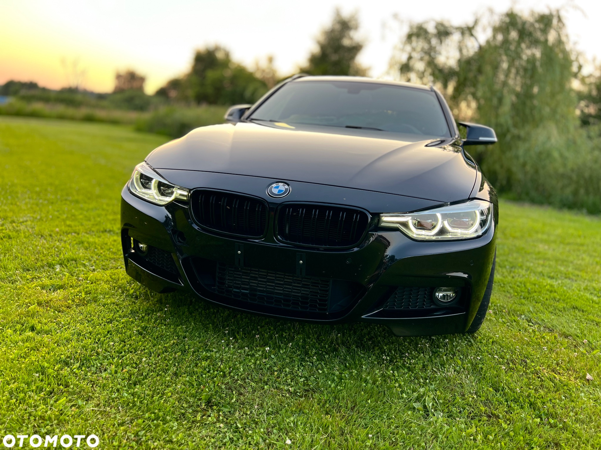BMW Seria 3 320d Touring xDrive - 2