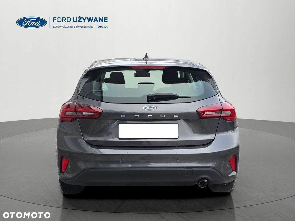 Ford Focus - 10