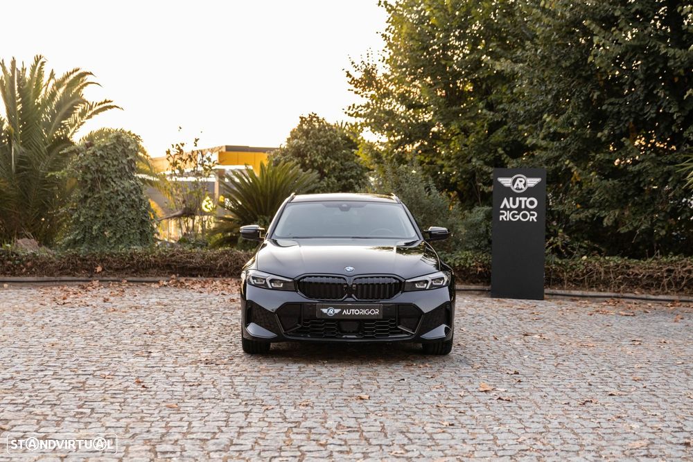 BMW 320 d Touring Pack Desportivo M Auto - 2