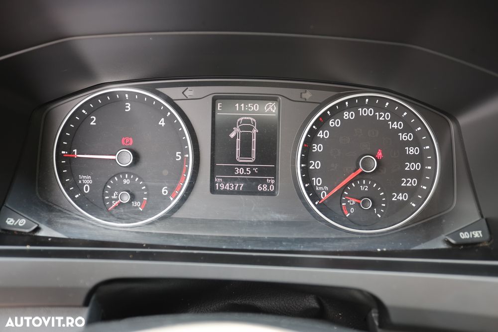 Volkswagen Transporter 2.0 110 kW LR Comfortline 4M - 12