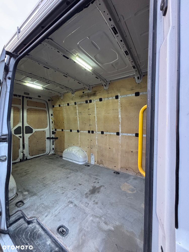 Volkswagen Crafter 2.0d średni bogate wyposażenie SPROWADZONY - 6