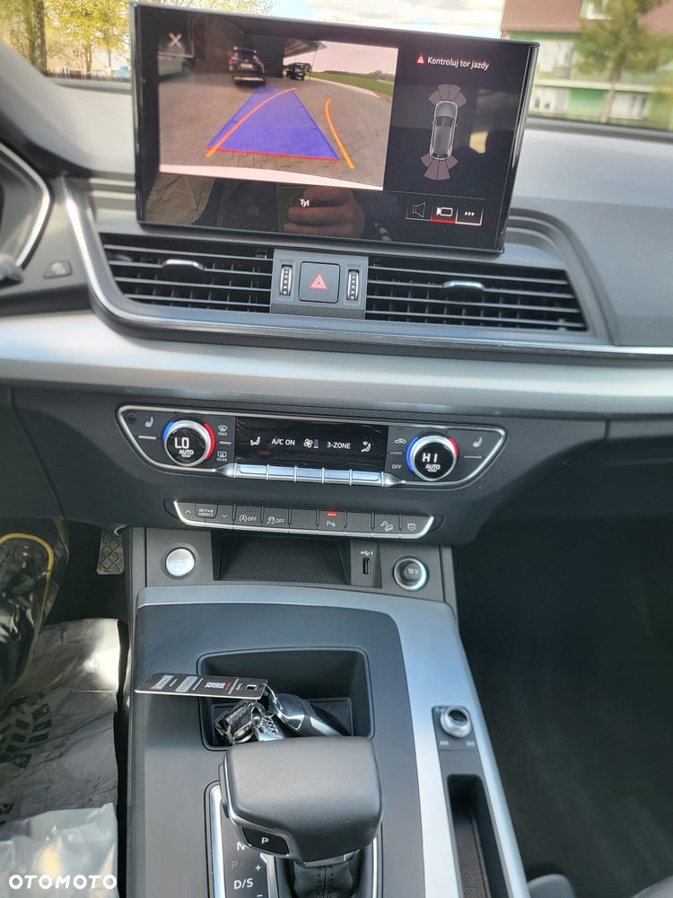 Audi Q5 40 TFSI quattro S tronic S line business - 18