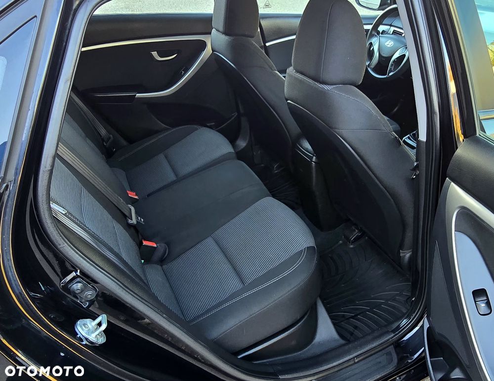 Hyundai i30 - 19