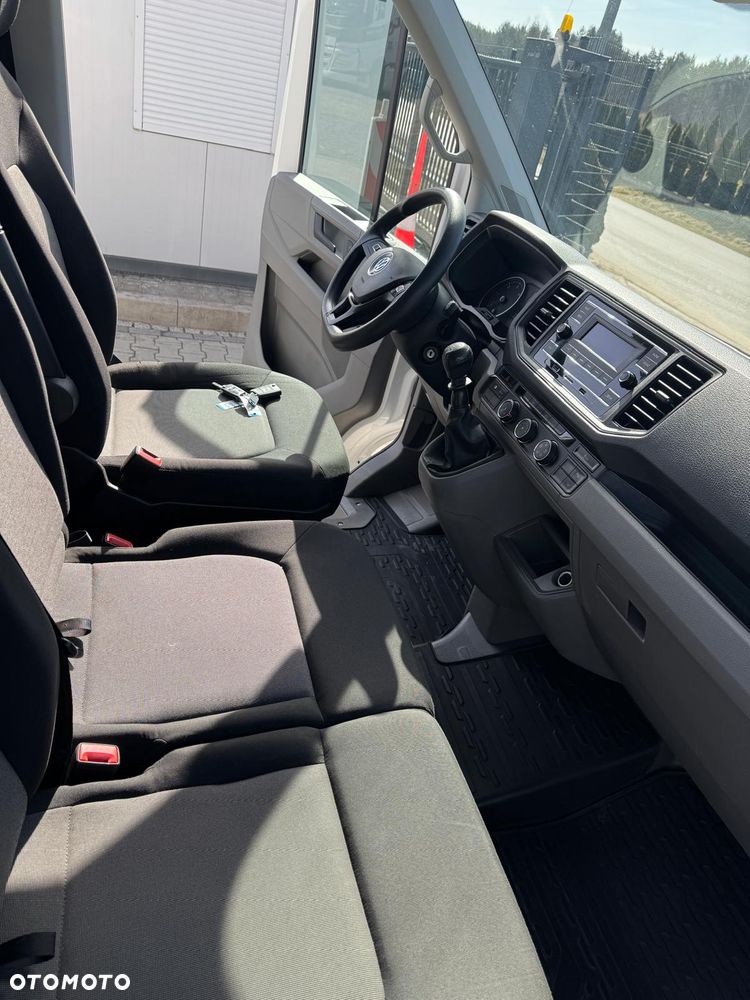 Volkswagen CRAFTER blaszak MAXi długi 4,3 L4H2 - 24