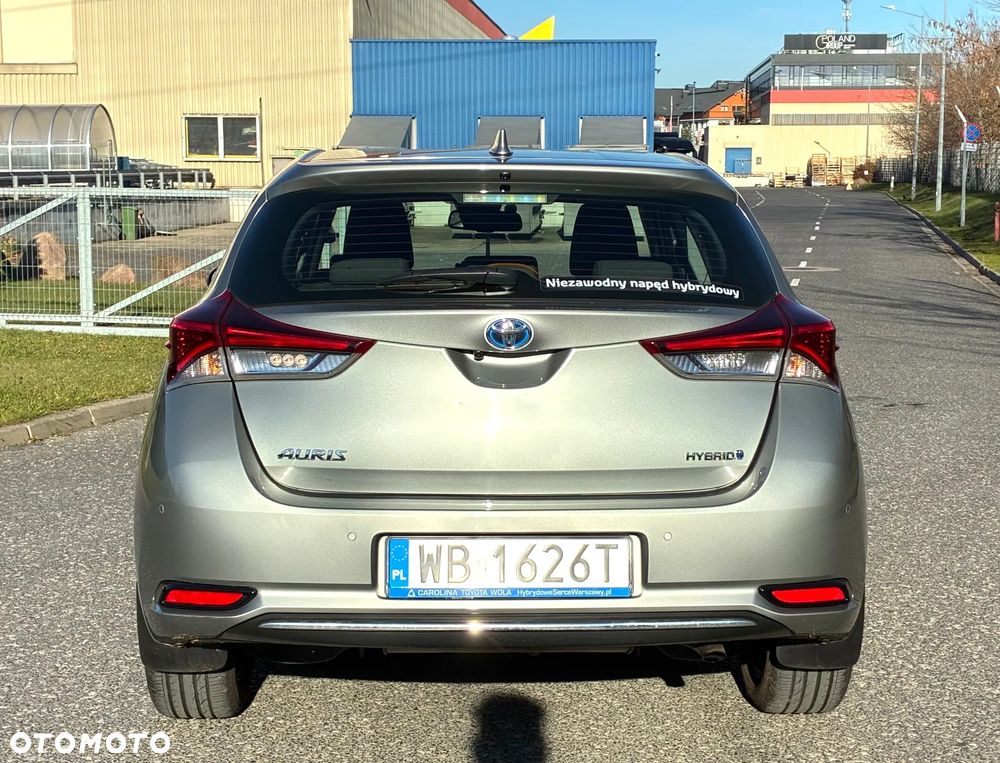 Toyota Auris Hybrid 135 Prestige - 7