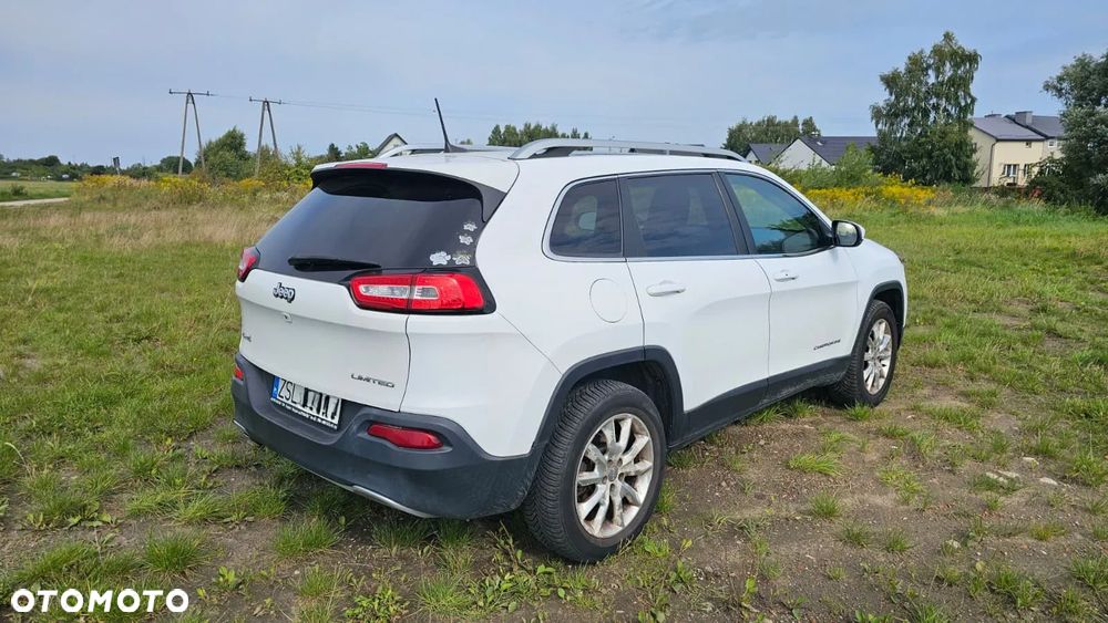 Jeep Cherokee - 5