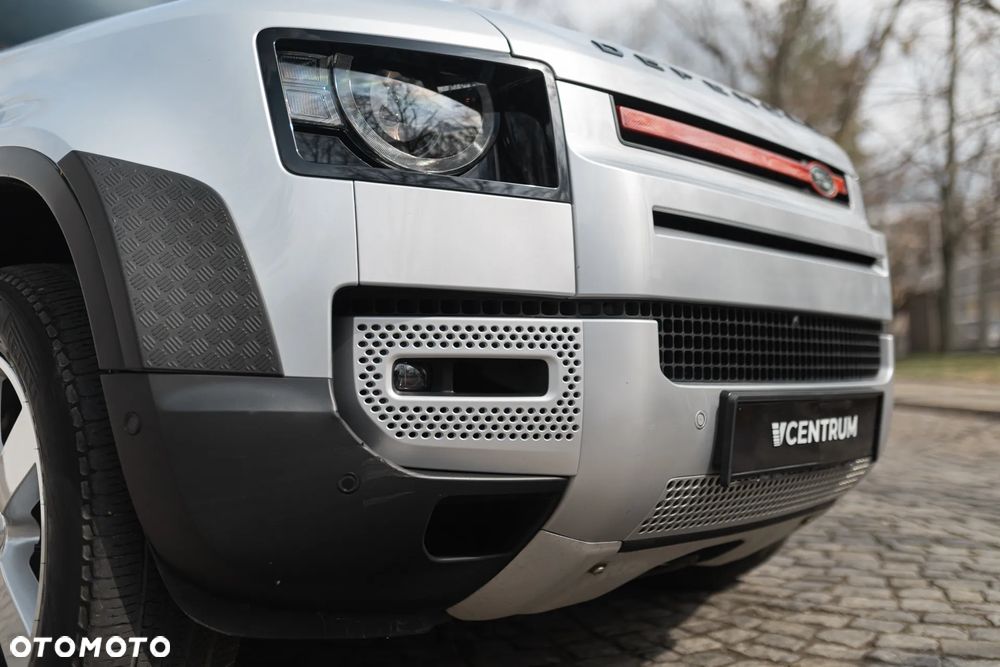 Land Rover Defender 3.0 P400 mHEV First Edition - 8