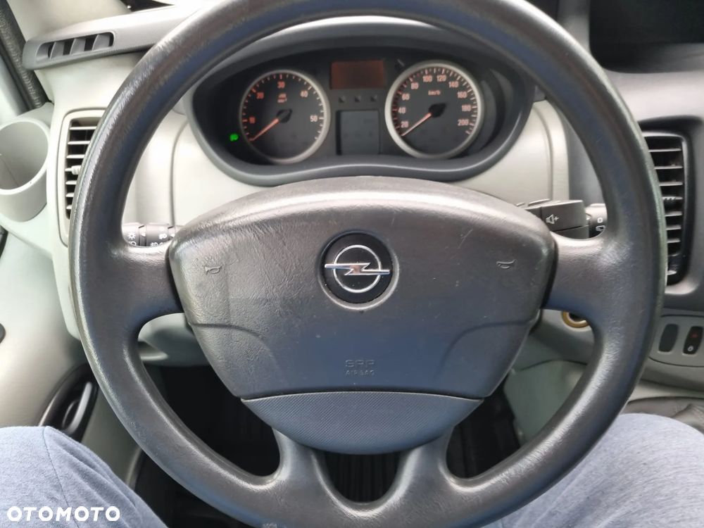 Opel Vivaro L2H1 2.9t - 29