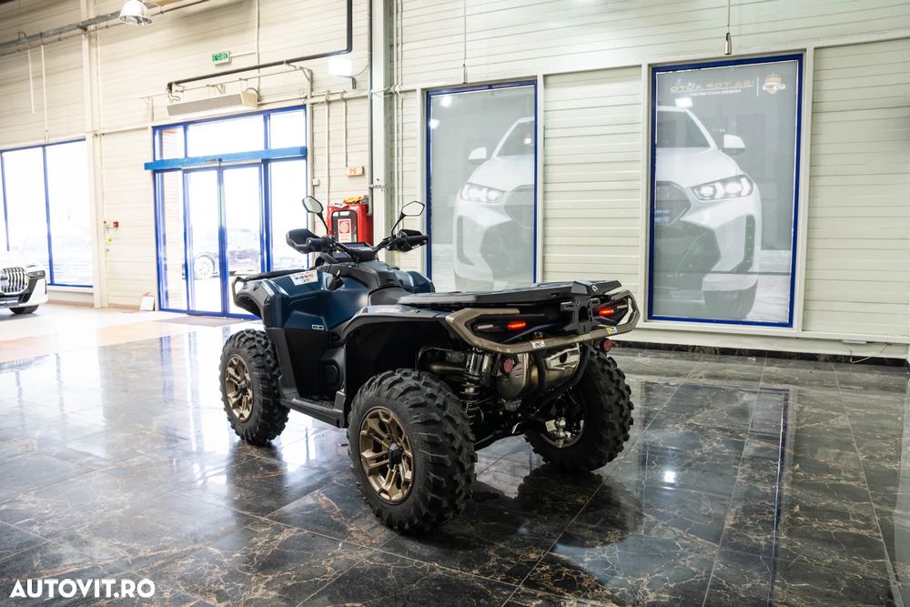 Can-Am Outlander Max - 10