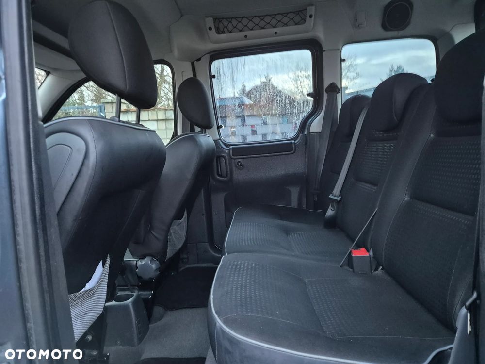 Peugeot Partner Kombi 110 Premium - 16