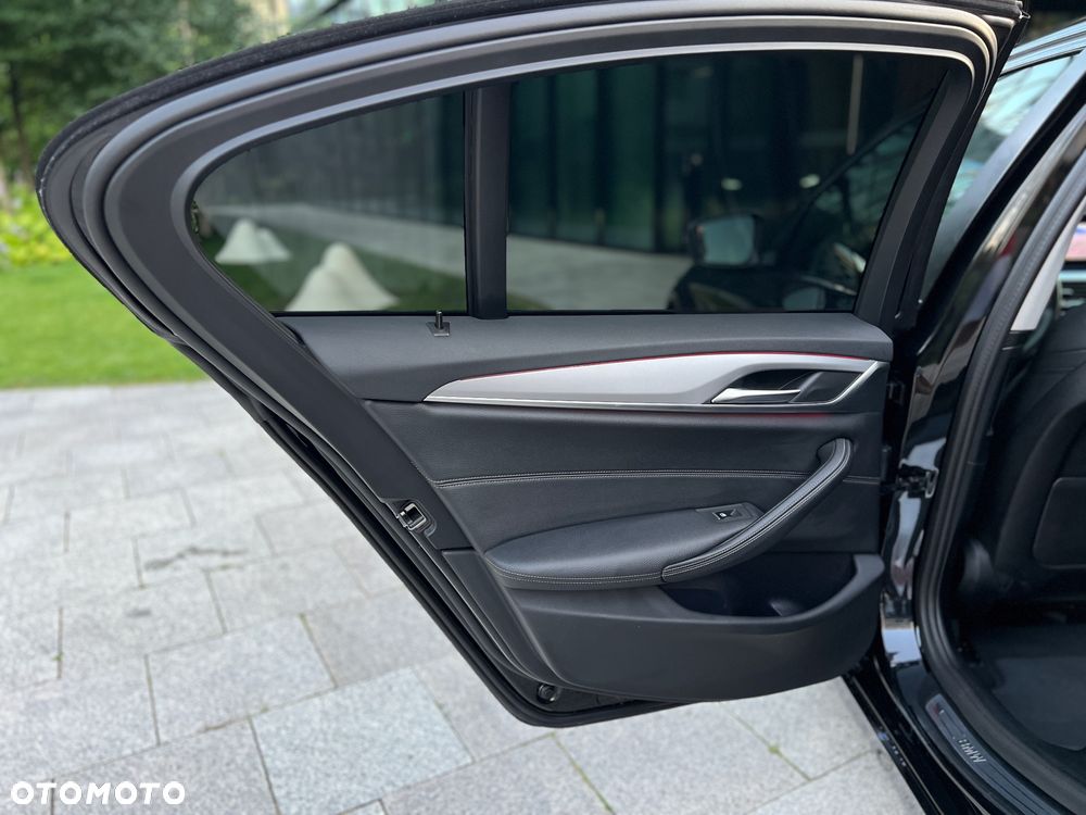 BMW Seria 5 520d MHEV Luxury Line sport - 37