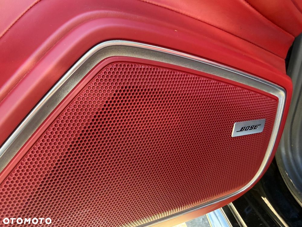 Porsche Panamera - 22