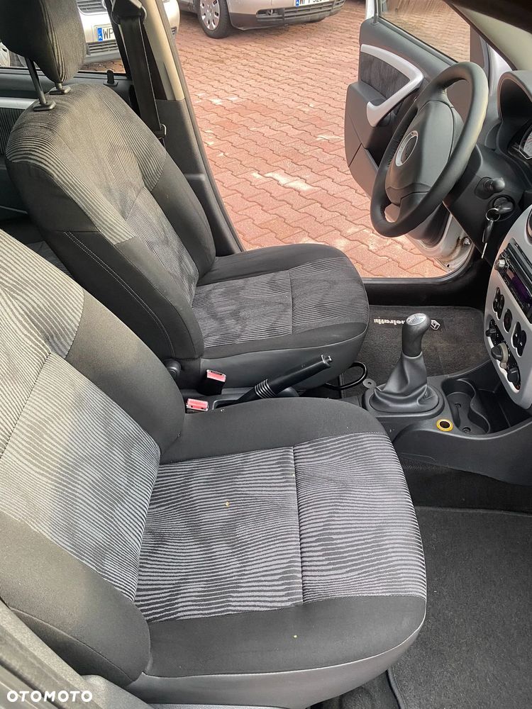 Dacia Sandero 1.4 Laureate - 16