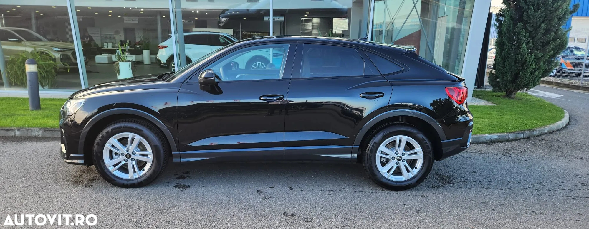 Audi Q3 2.0 35 TDI S tronic Basic - 4