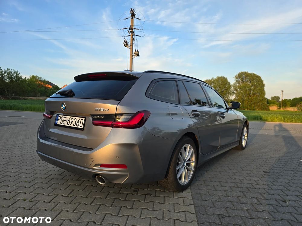 BMW Seria 3 318d mHEV - 8