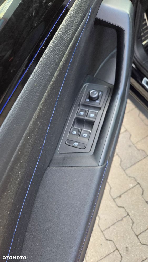 Volkswagen T-Roc 2.0 TSI 4Motion R DSG - 16